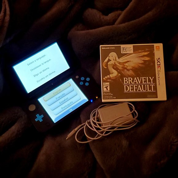 Black and Teal Nintendo 3DS XL with Bravely Default - Picture 1 of 2